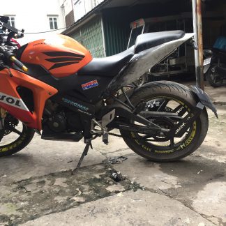 CBR150 DO DUOI